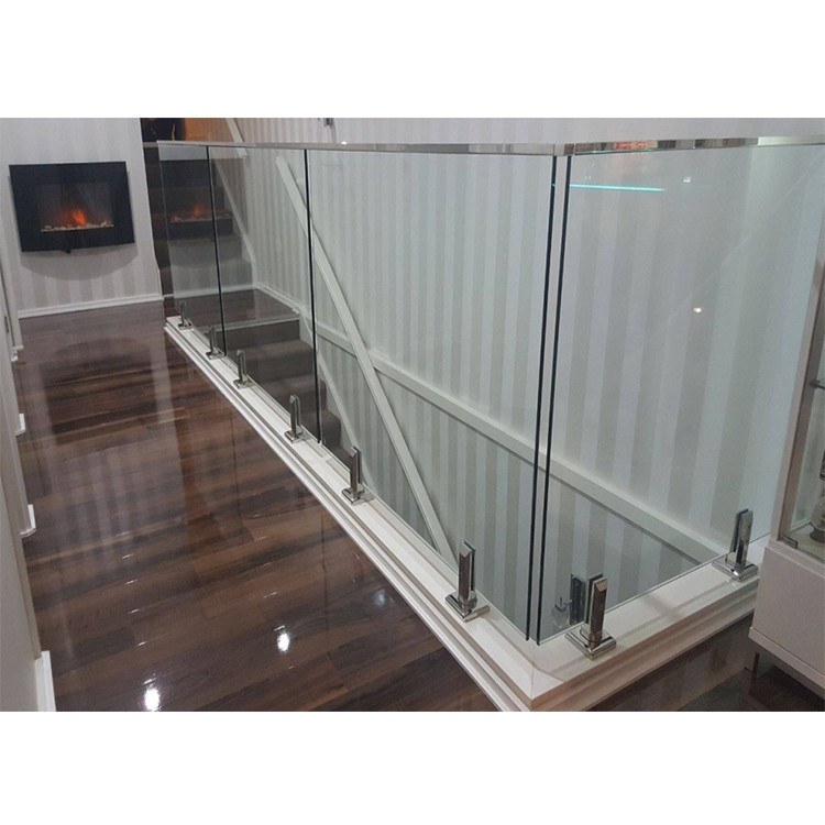 Spigot Laminated Glass Railing PRI114069