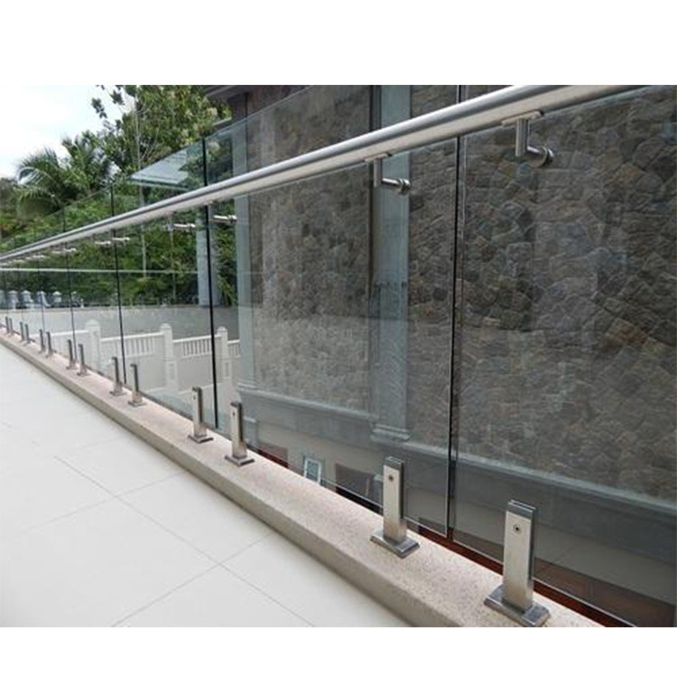 Spigot Glass Railing PRI114095
