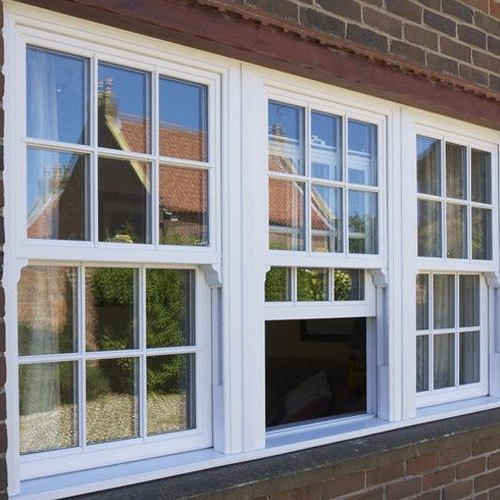 UPVC Hung window PRI 08