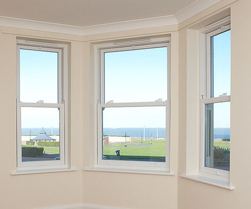 UPVC Hung window PRI 08